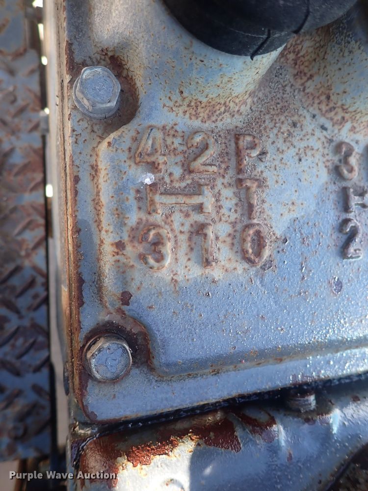 image for item DQ3074 Mitsubishi D2050FD  MFWD tractor