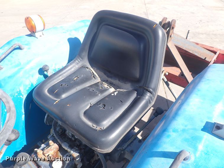 image for item DQ3074 Mitsubishi D2050FD  MFWD tractor