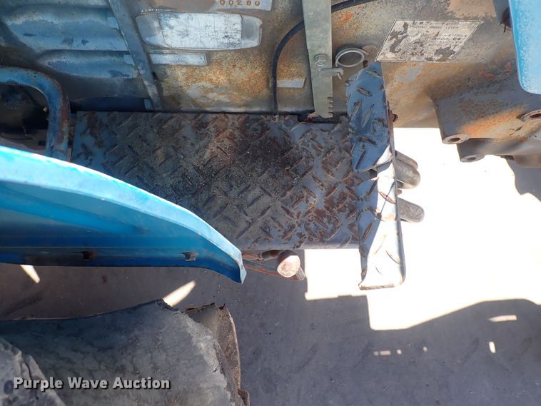 image for item DQ3074 Mitsubishi D2050FD  MFWD tractor