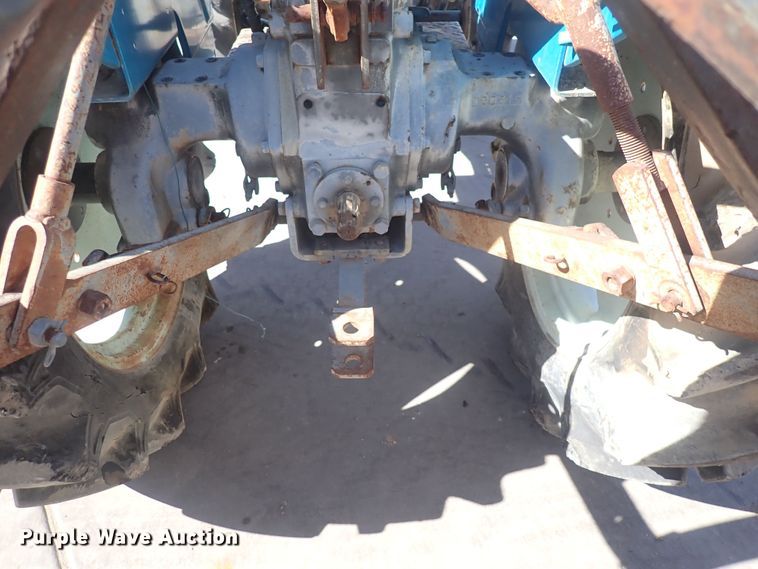 image for item DQ3074 Mitsubishi D2050FD  MFWD tractor