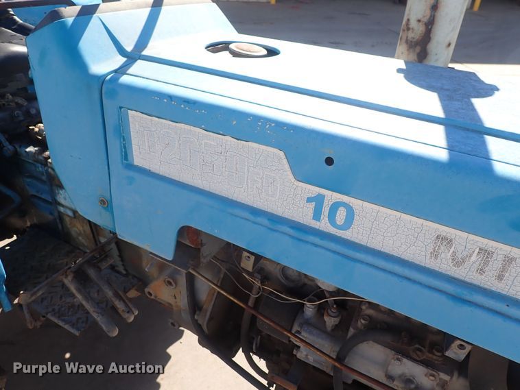 image for item DQ3074 Mitsubishi D2050FD  MFWD tractor