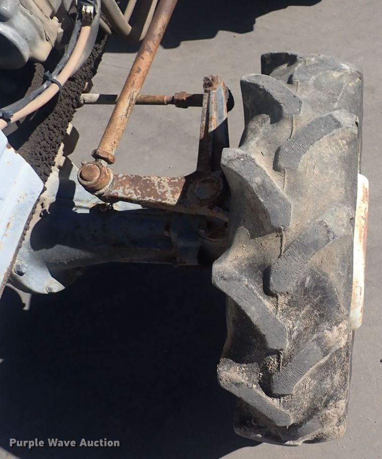 image for item DQ3074 Mitsubishi D2050FD  MFWD tractor