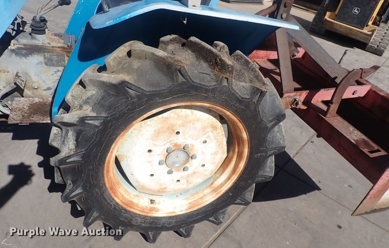 image for item DQ3074 Mitsubishi D2050FD  MFWD tractor