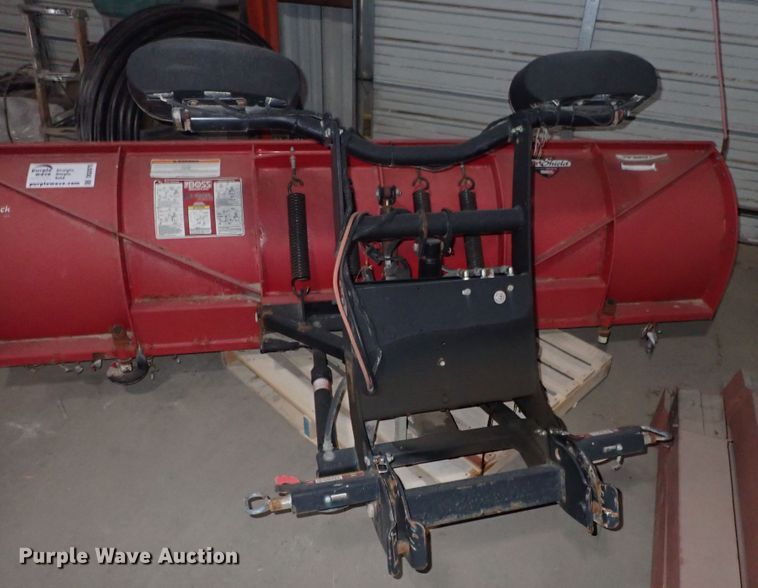 image for item DQ3075 Boss RT3  9' snow plow