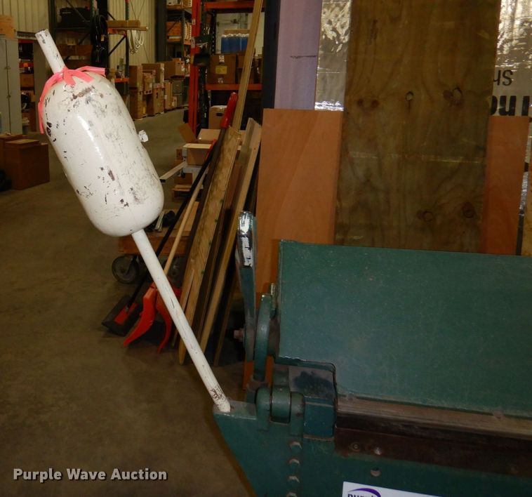 image for item DR0578 Chicago SC-1018  10' metal brake