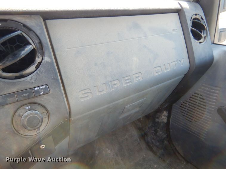 image for item DR2068 2014 Ford F550 Super Duty XL