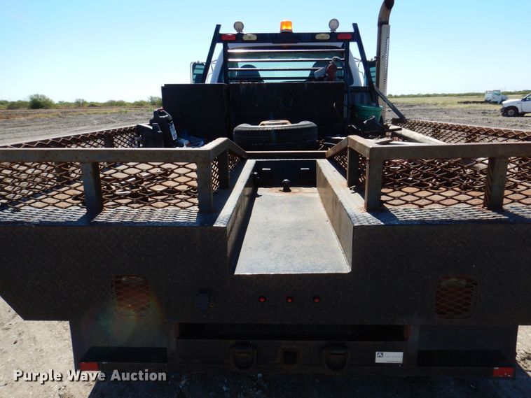 image for item DR2070 2012 Ford F750 Super Duty  flatbed truck