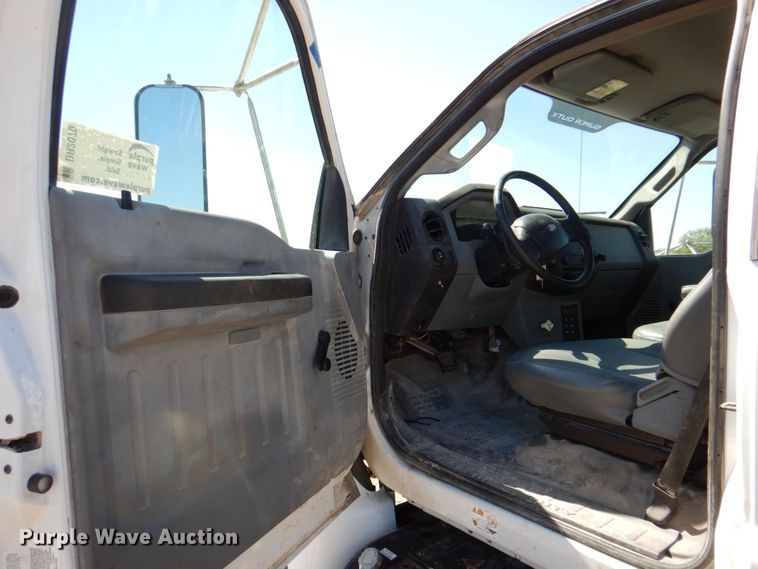 image for item DR2070 2012 Ford F750 Super Duty  flatbed truck