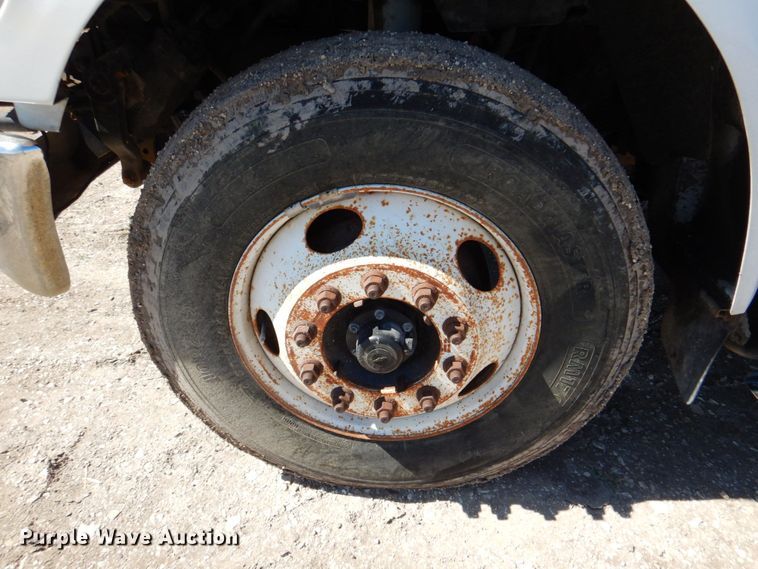 image for item DR2070 2012 Ford F750 Super Duty  flatbed truck