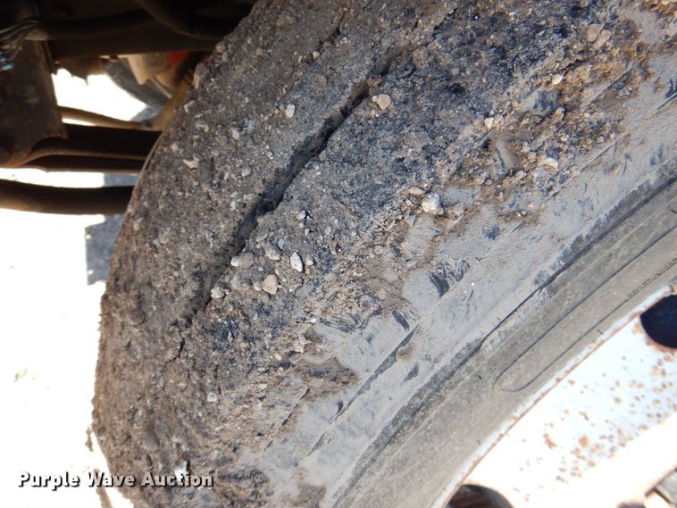 image for item DR2070 2012 Ford F750 Super Duty  flatbed truck