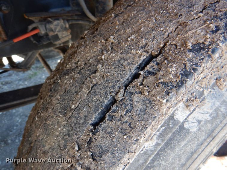 image for item DR2070 2012 Ford F750 Super Duty  flatbed truck