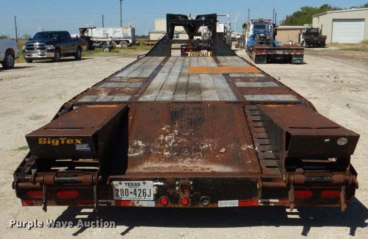 image for item DR2071 2013 Big Tex 25GN  equipment trailer