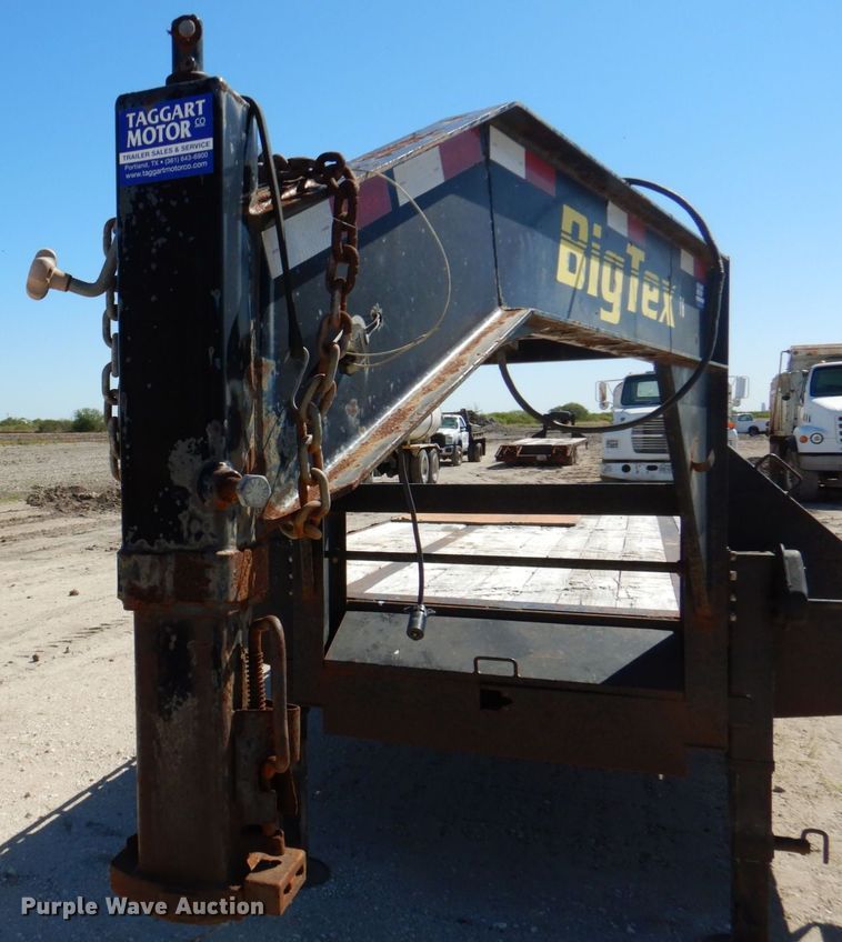image for item DR2071 2013 Big Tex 25GN  equipment trailer