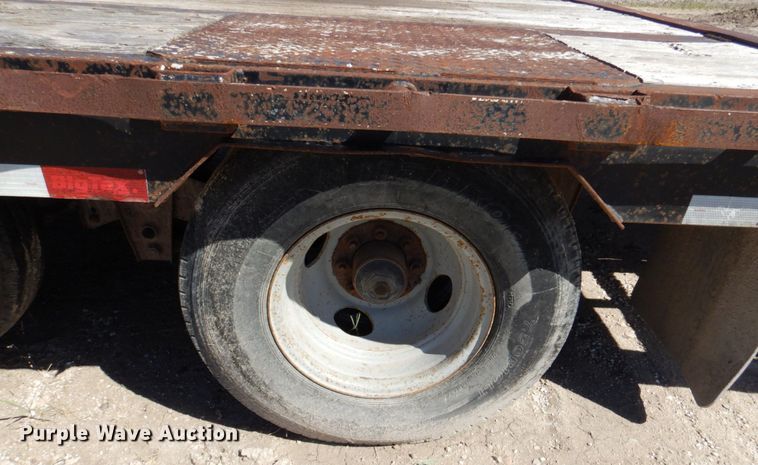 image for item DR2071 2013 Big Tex 25GN  equipment trailer