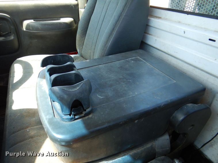 image for item DR2074 2005 Chevrolet C5500  utility / service truck