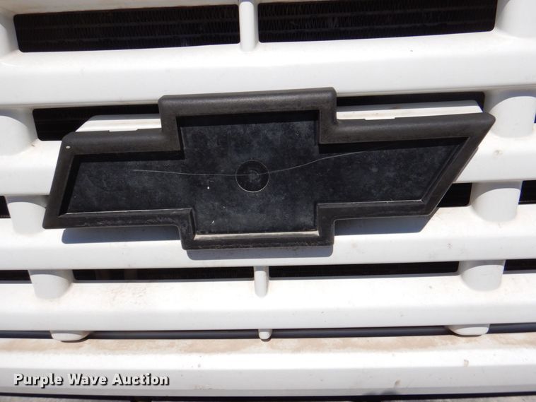 image for item DR2074 2005 Chevrolet C5500  utility / service truck