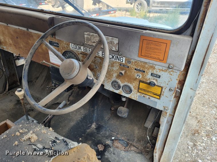 image for item FC9179 1981 Am General DJ-5L  SUV