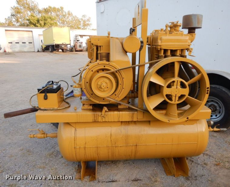 image for item HF9400 air compressor