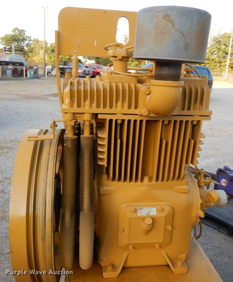 image for item HF9400 air compressor