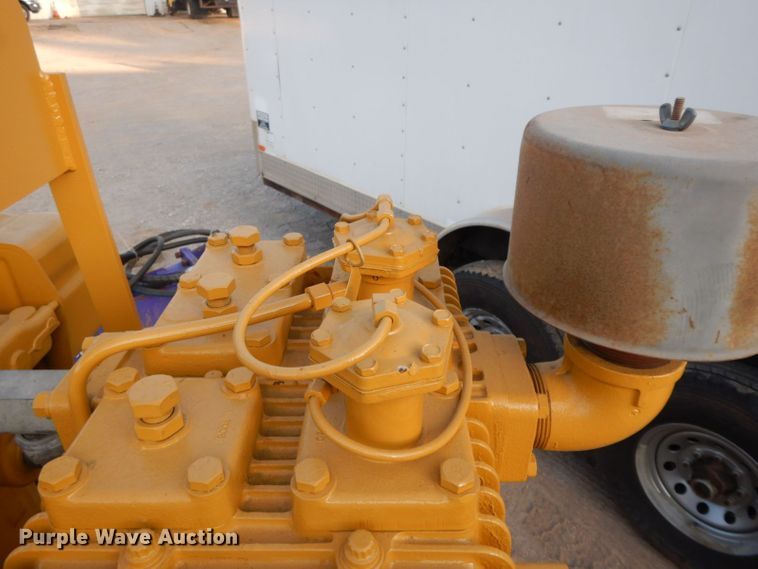 image for item HF9400 air compressor