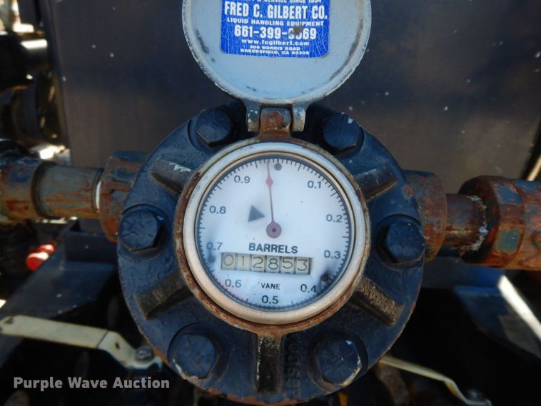 image for item HF9423 2006 International 4400  well treatment truck