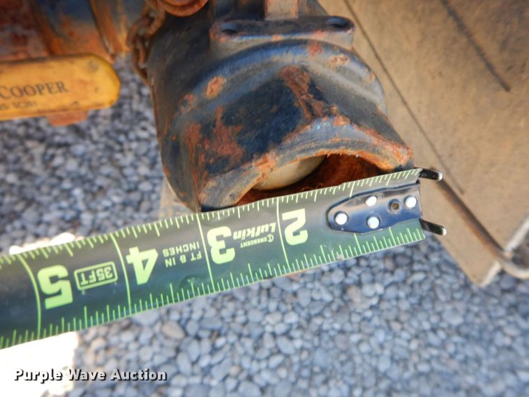 image for item HF9423 2006 International 4400  well treatment truck