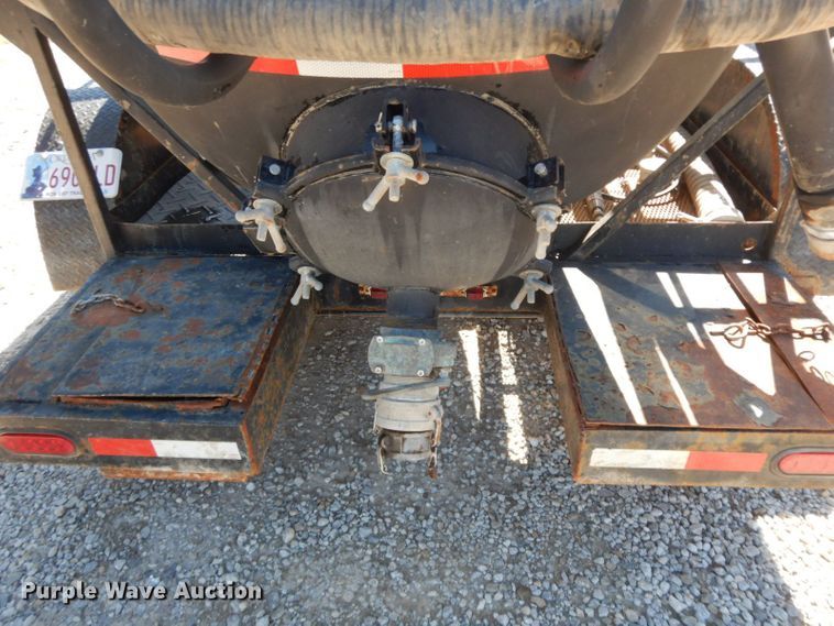 image for item HF9424 2013 Economy Drilling Solutions  vacuum excavator