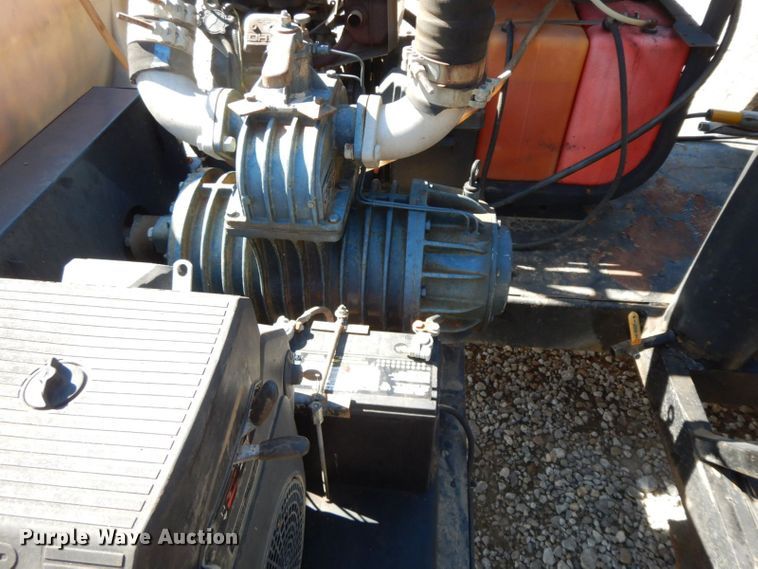 image for item HF9424 2013 Economy Drilling Solutions  vacuum excavator