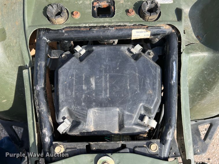 image for item HX9935 1999 Honda T3F  ATV