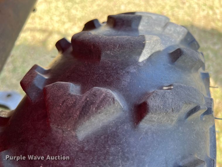 image for item HX9952 2005 Kawasaki Prairie ATV