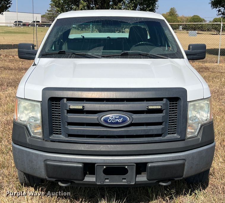 image for item HX9960 2010 Ford F150 XL  SuperCab pickup truck
