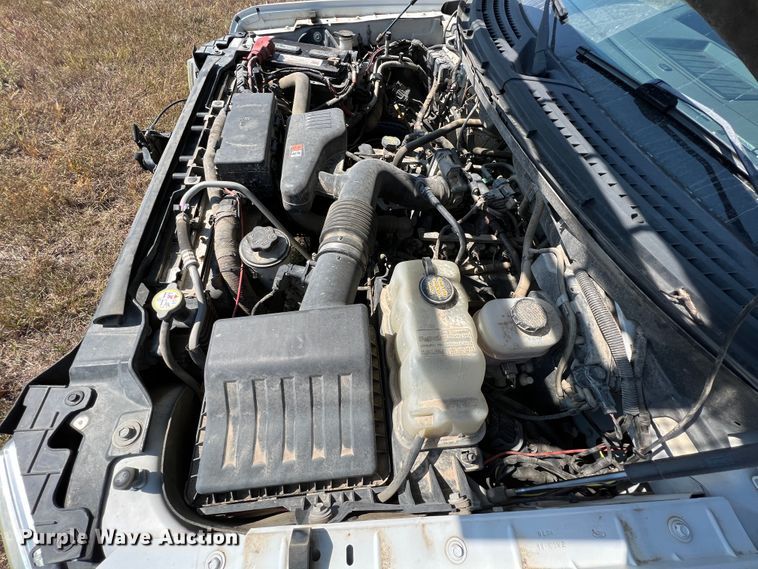 image for item HX9960 2010 Ford F150 XL  SuperCab pickup truck