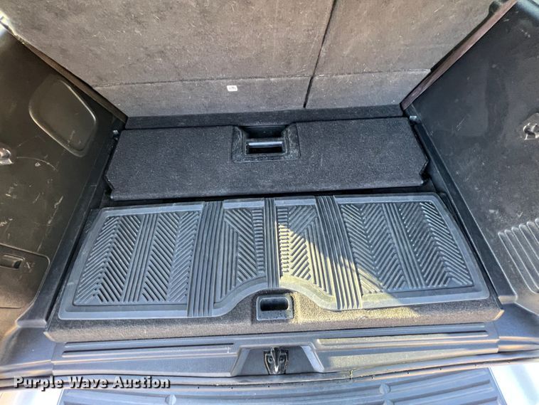 image for item HX9992 2010 Ford Expedition EL Limited  SUV