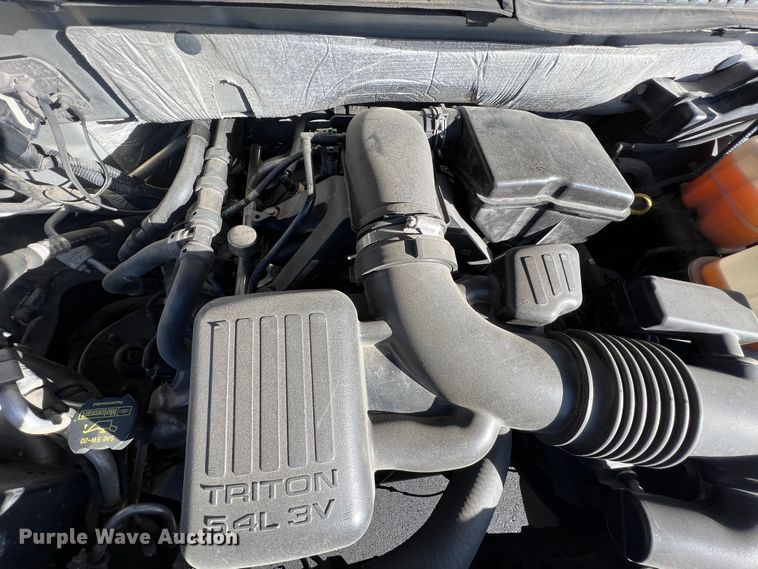 image for item HX9992 2010 Ford Expedition EL Limited  SUV