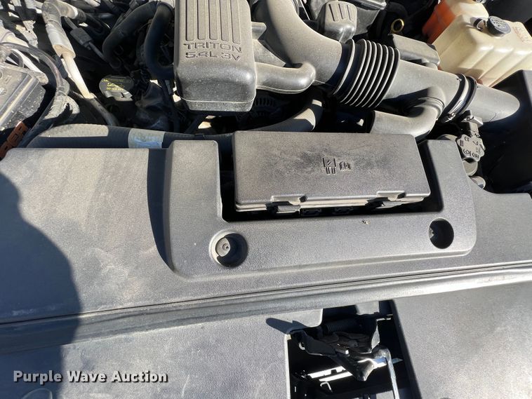 image for item HX9992 2010 Ford Expedition EL Limited  SUV