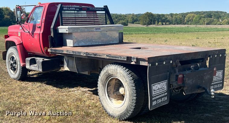 image for item IA9206 1977 Chevrolet C65  flatbed truck