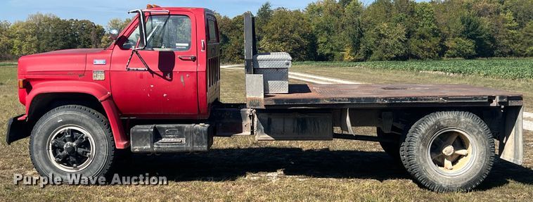 image for item IA9206 1977 Chevrolet C65  flatbed truck