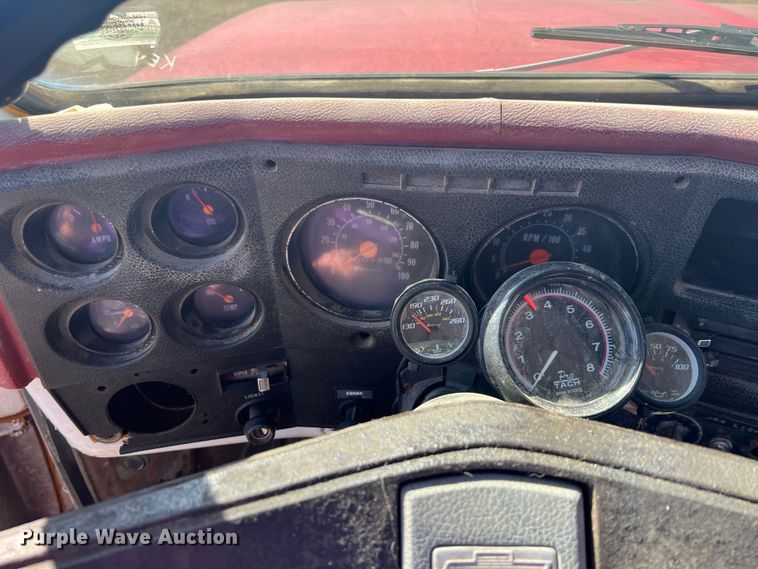 image for item IA9206 1977 Chevrolet C65  flatbed truck