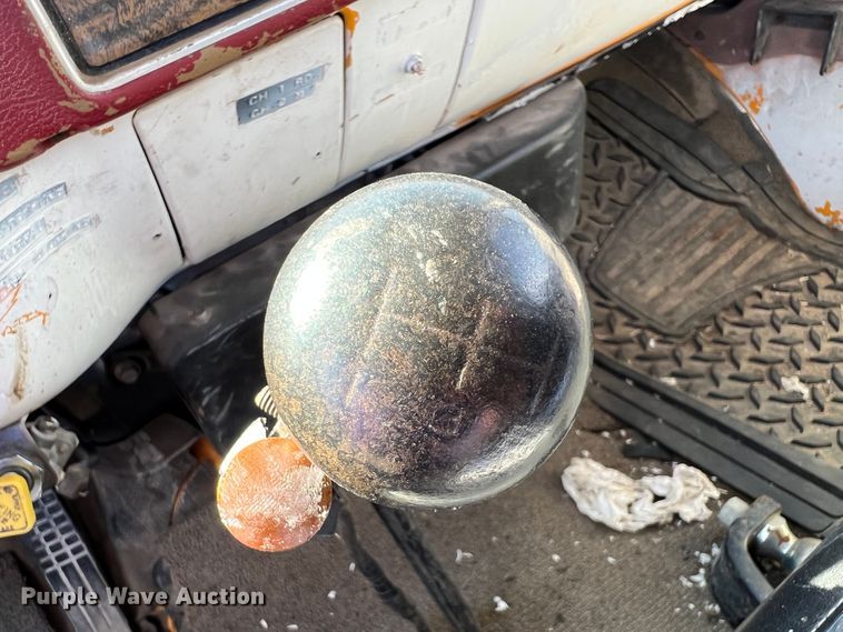 image for item IA9206 1977 Chevrolet C65  flatbed truck