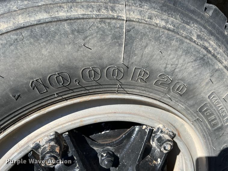 image for item IA9206 1977 Chevrolet C65  flatbed truck