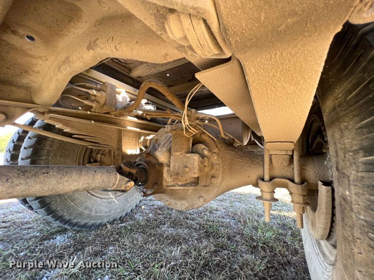 image for item IA9206 1977 Chevrolet C65  flatbed truck