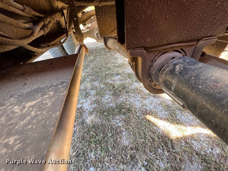 image for item IA9206 1977 Chevrolet C65  flatbed truck