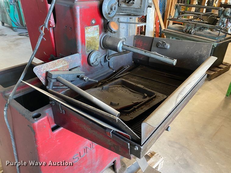 image for item IG9787 Sunnen LBB-1299  precision honing machine