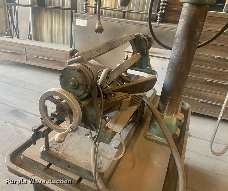 image for item IG9788 Drill press