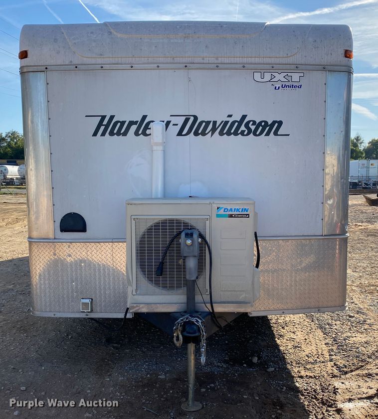 image for item IG9792 2010 United Express  enclosed cargo trailer