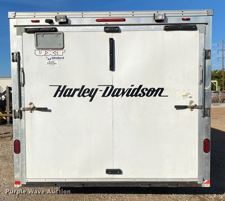 image for item IG9792 2010 United Express  enclosed cargo trailer