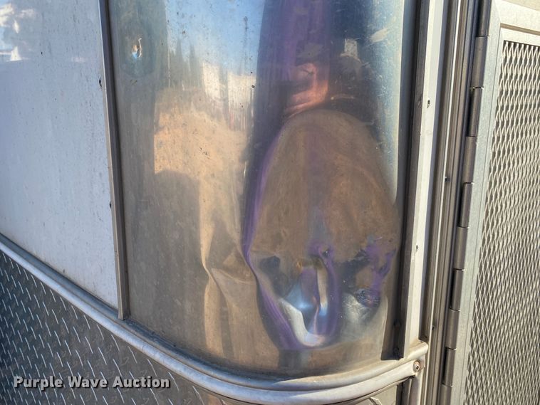 image for item IG9792 2010 United Express  enclosed cargo trailer