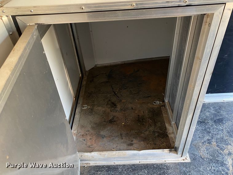 image for item IG9792 2010 United Express  enclosed cargo trailer