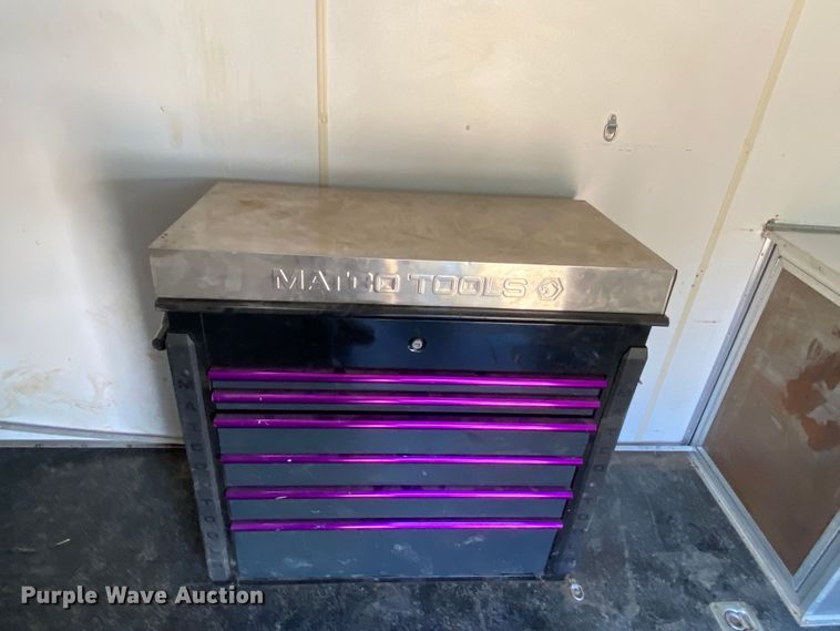 image for item IG9792 2010 United Express  enclosed cargo trailer