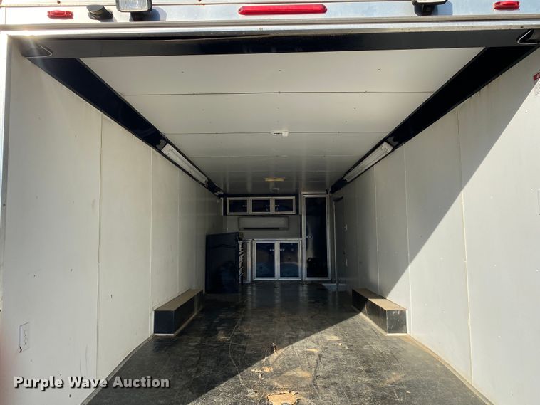 image for item IG9792 2010 United Express  enclosed cargo trailer